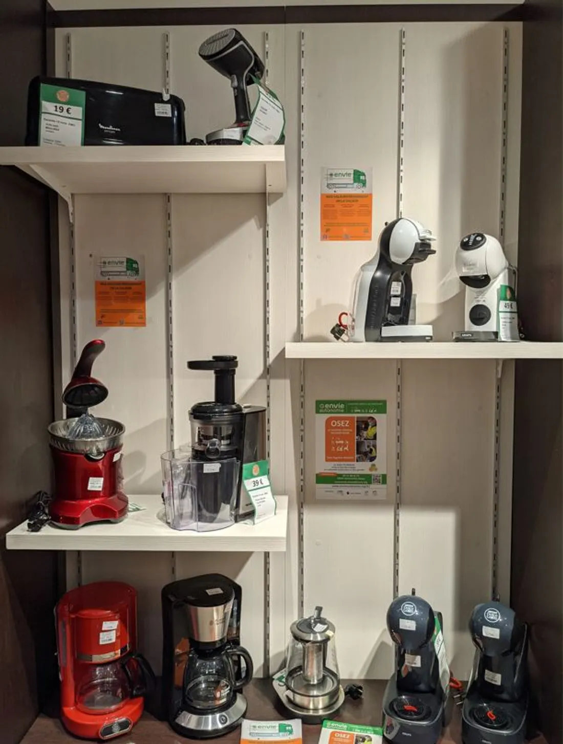 De l'électroménager d'occasion est vendu chez Creative Vintage